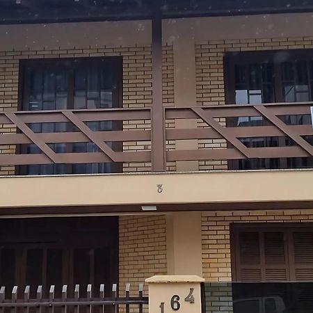 Casa em Bombinhas Próximo a Praia Exterior foto